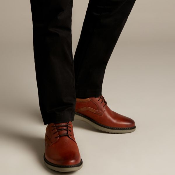 Clarks Mens Un Geo Lace Wide Fit Shoes Dark Brown | CA-4069382